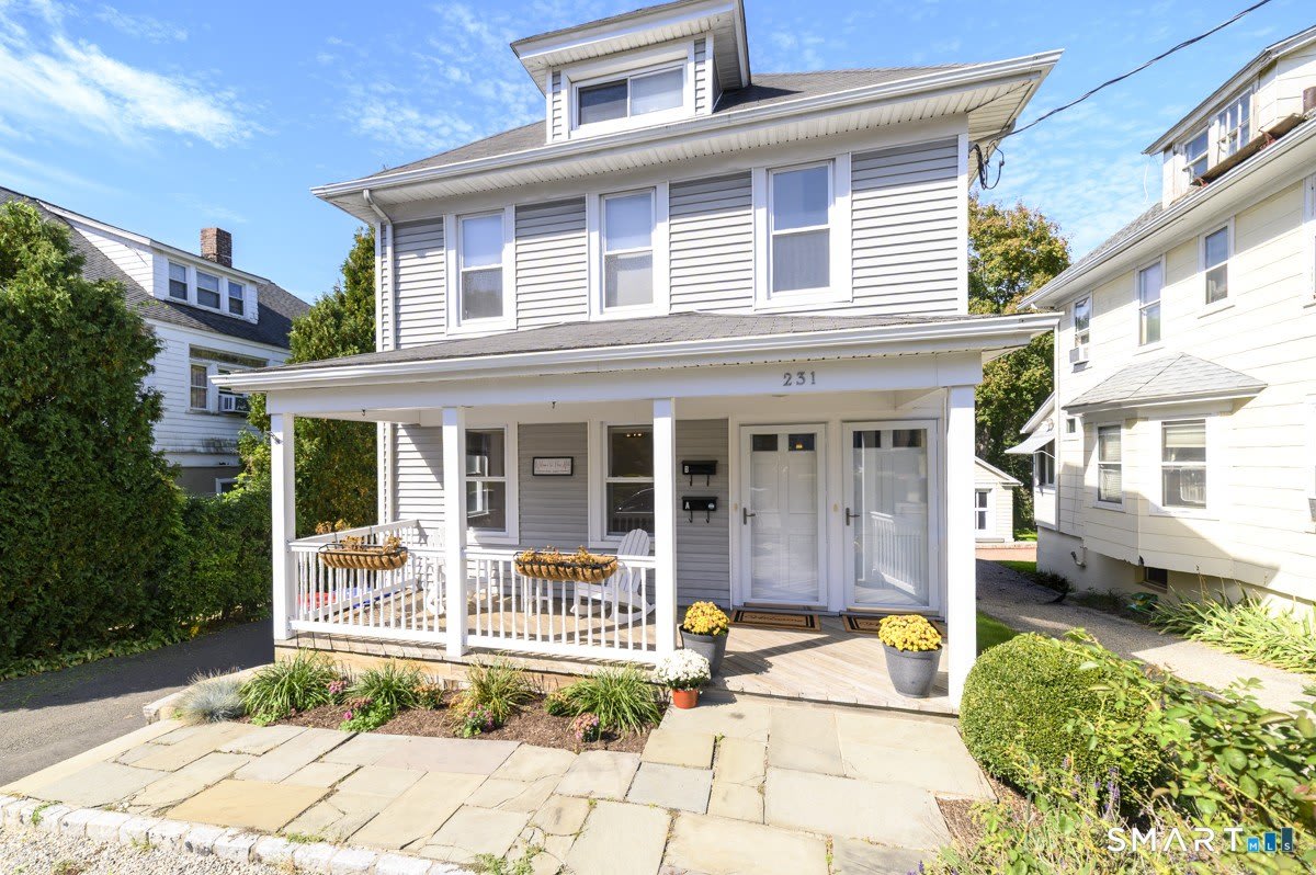 231 Flax Hill Road – photo 1