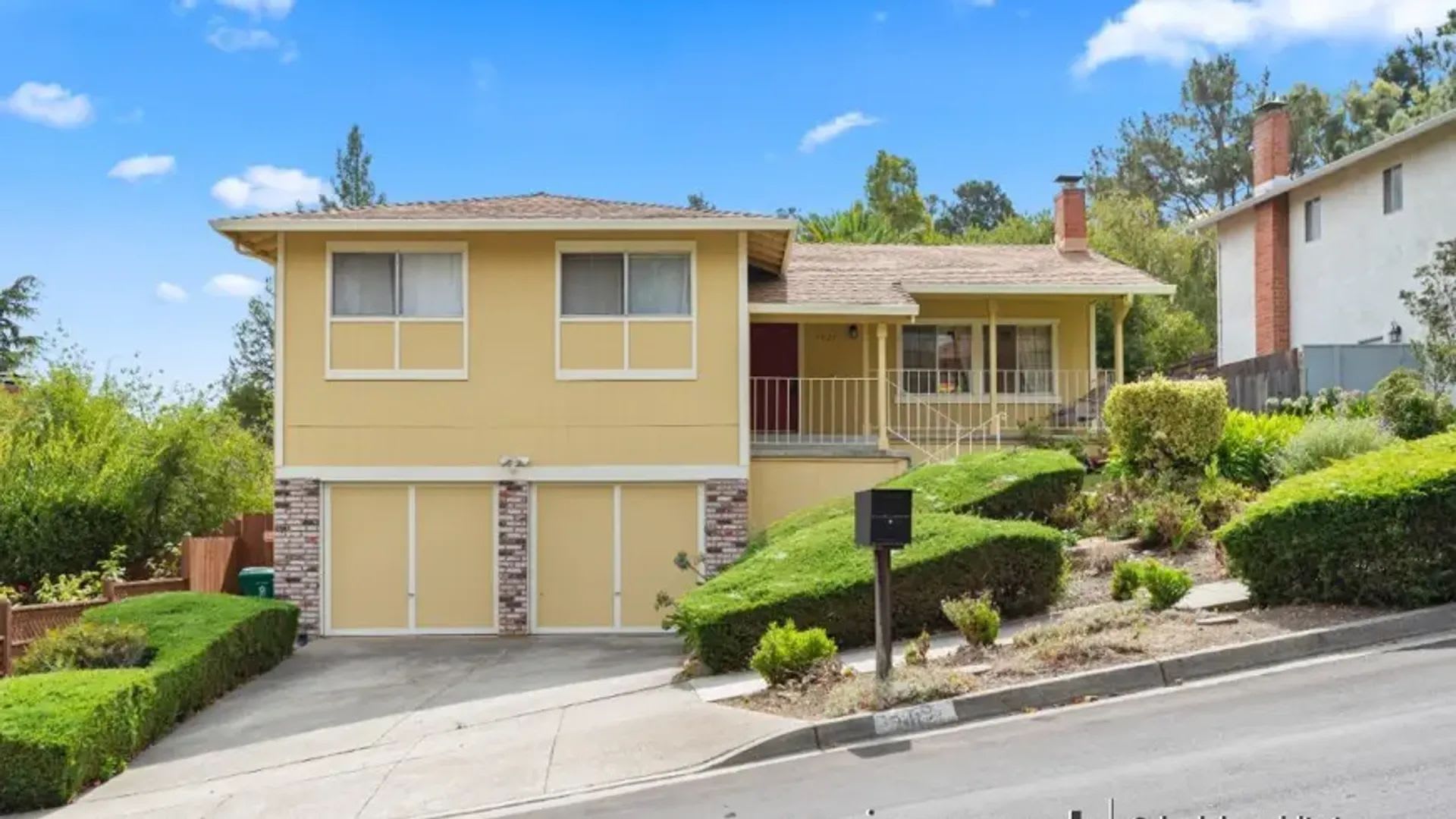 Stunning El Sobrante Hillside Home With Sweeping Views Expansive Deck Generous Yard – photo 1 of 16