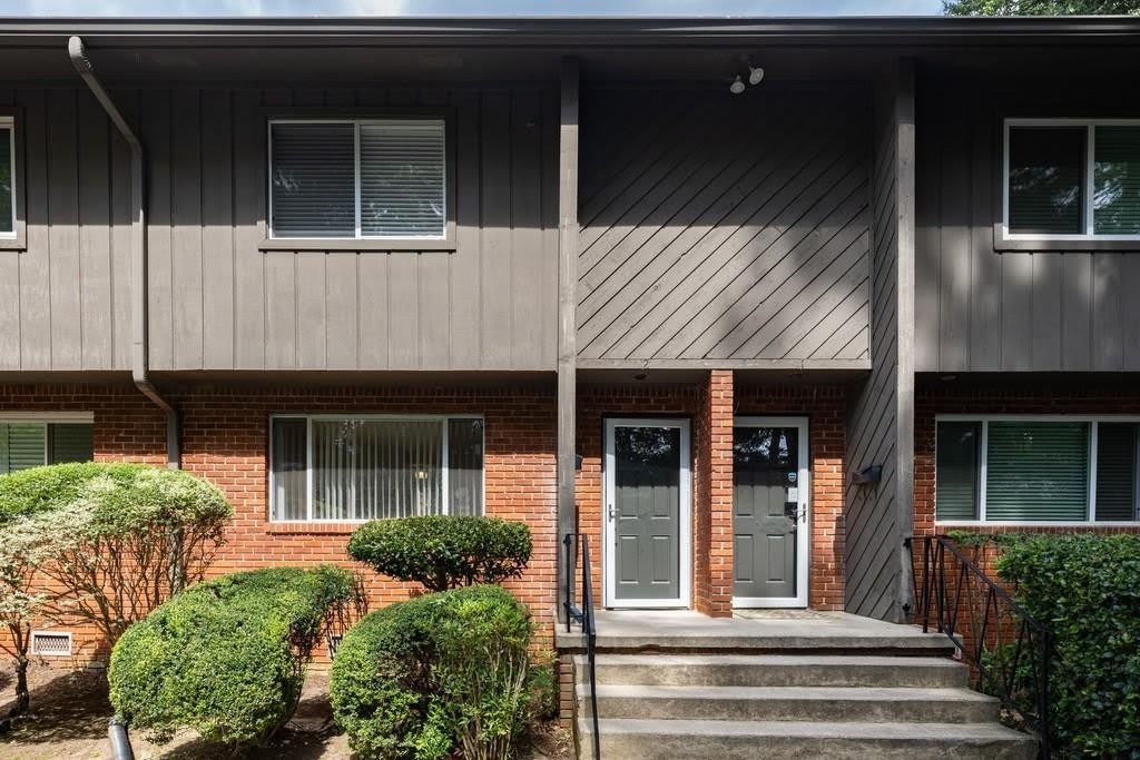 1604 Briarcliff Road – photo 1 of 30