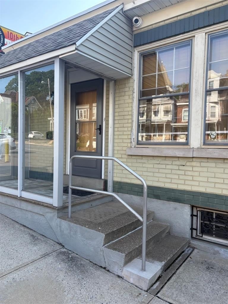 23 N 10Th – photo 1