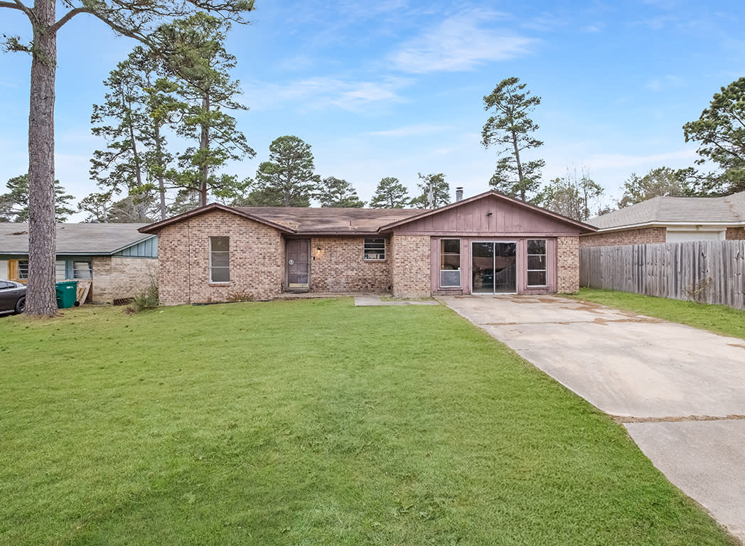 165 Greenforest Trail – photo 1 of 18