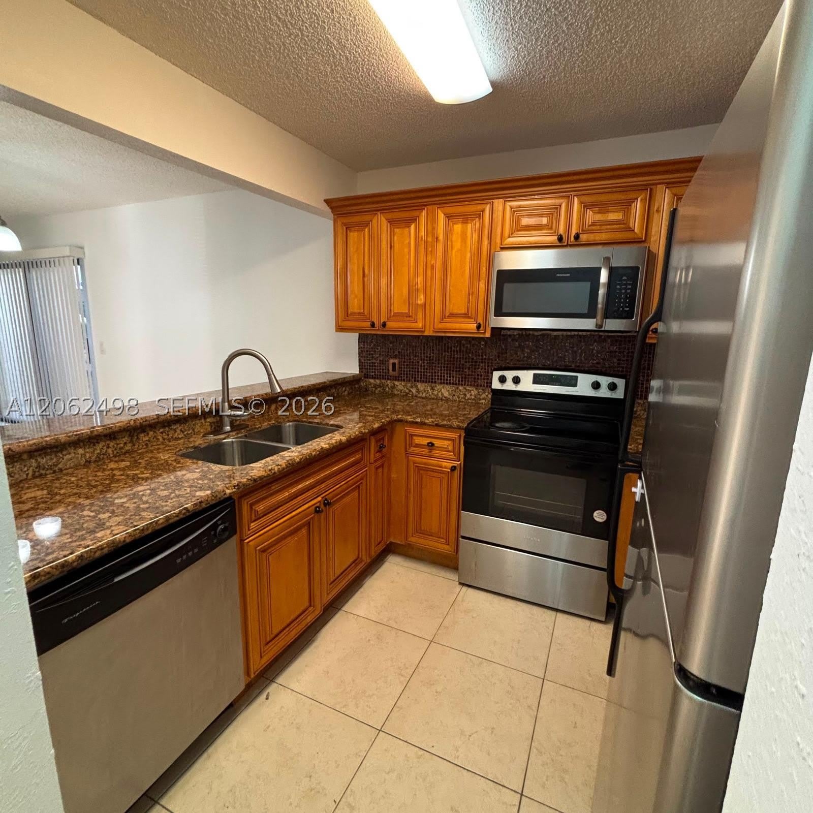 1502 Lake Crystal Dr – photo 1