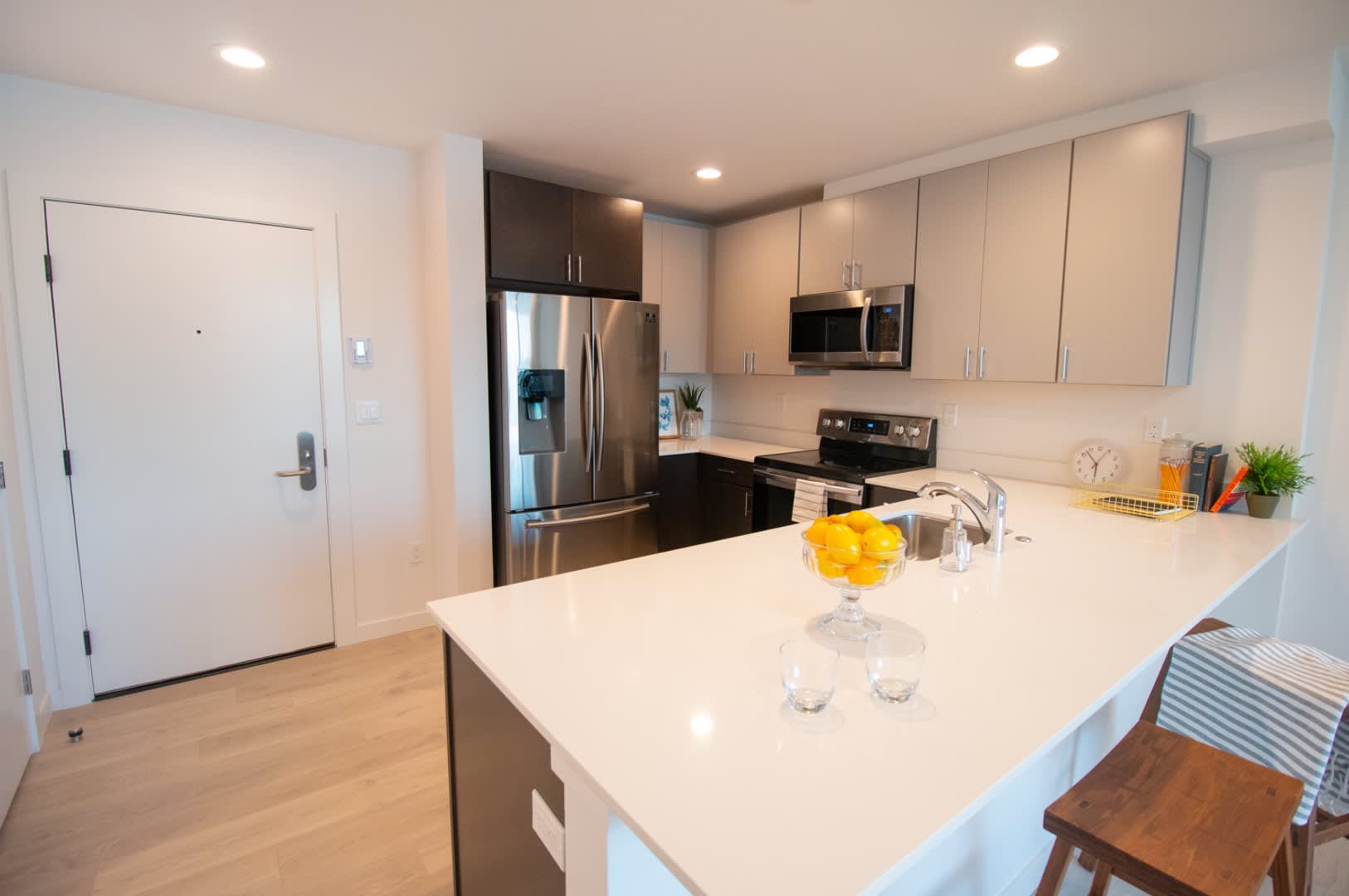 Edric Apartments – photo 1