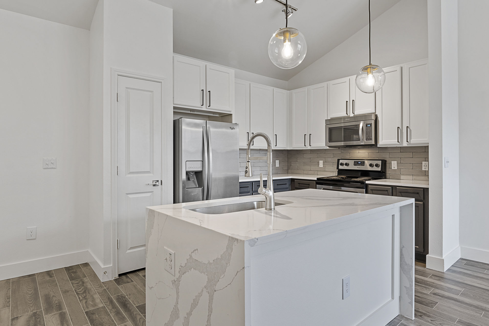 Ashwood – photo 1 of 36