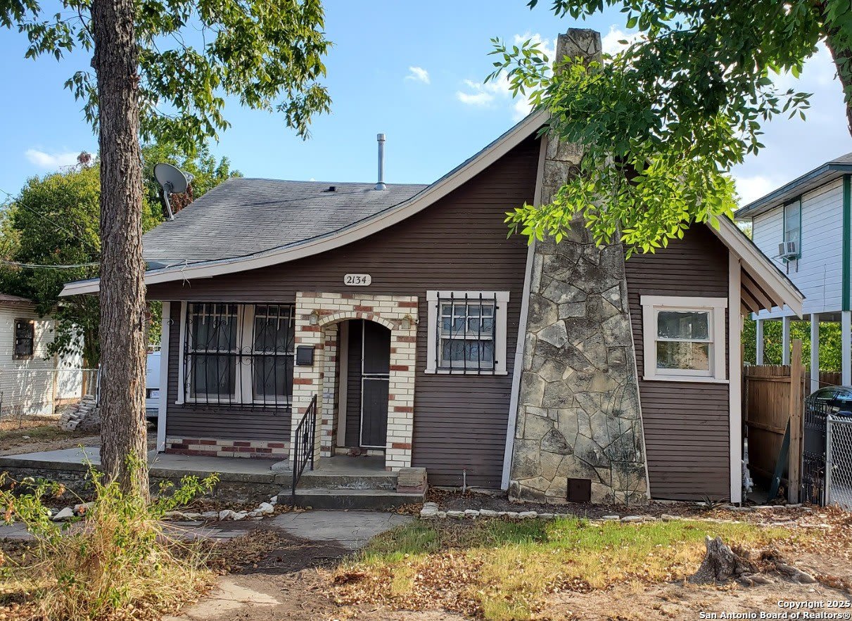 2134 CINCINNATI AVE – photo 1