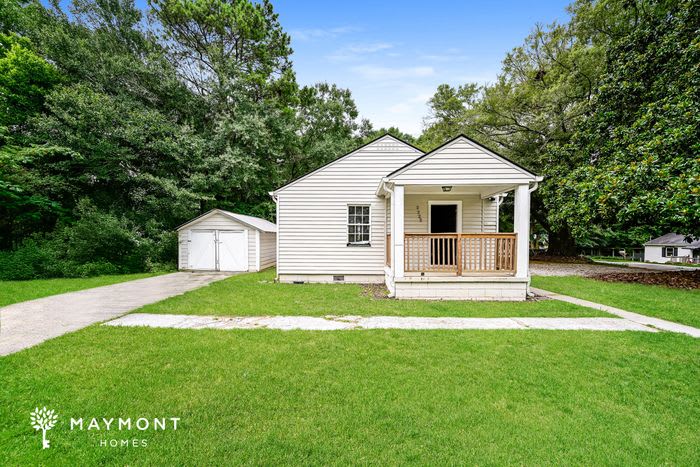 2222 Burroughs Avenue Southeast – photo 1