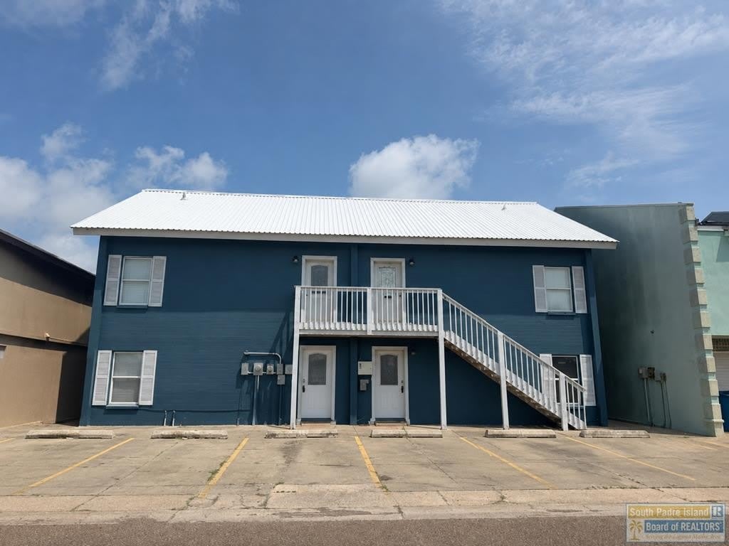 1426 Harbor Island Dr. – photo 1 of 12