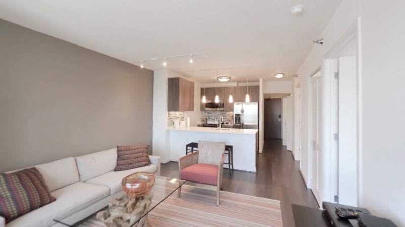 351 W Hubbard St – photo 1