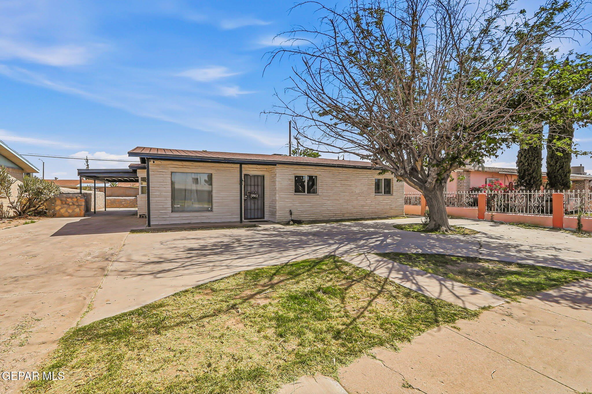 5912 Delta Drive – photo 1