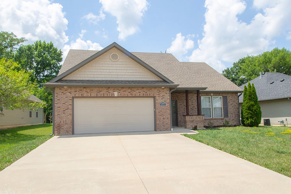 Lovely South Side 3 Bed Home – photo 1