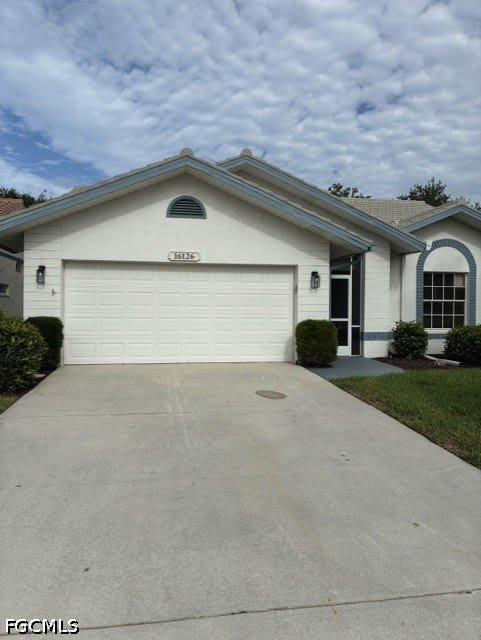 16126 Kelly Woods Drive – photo 1