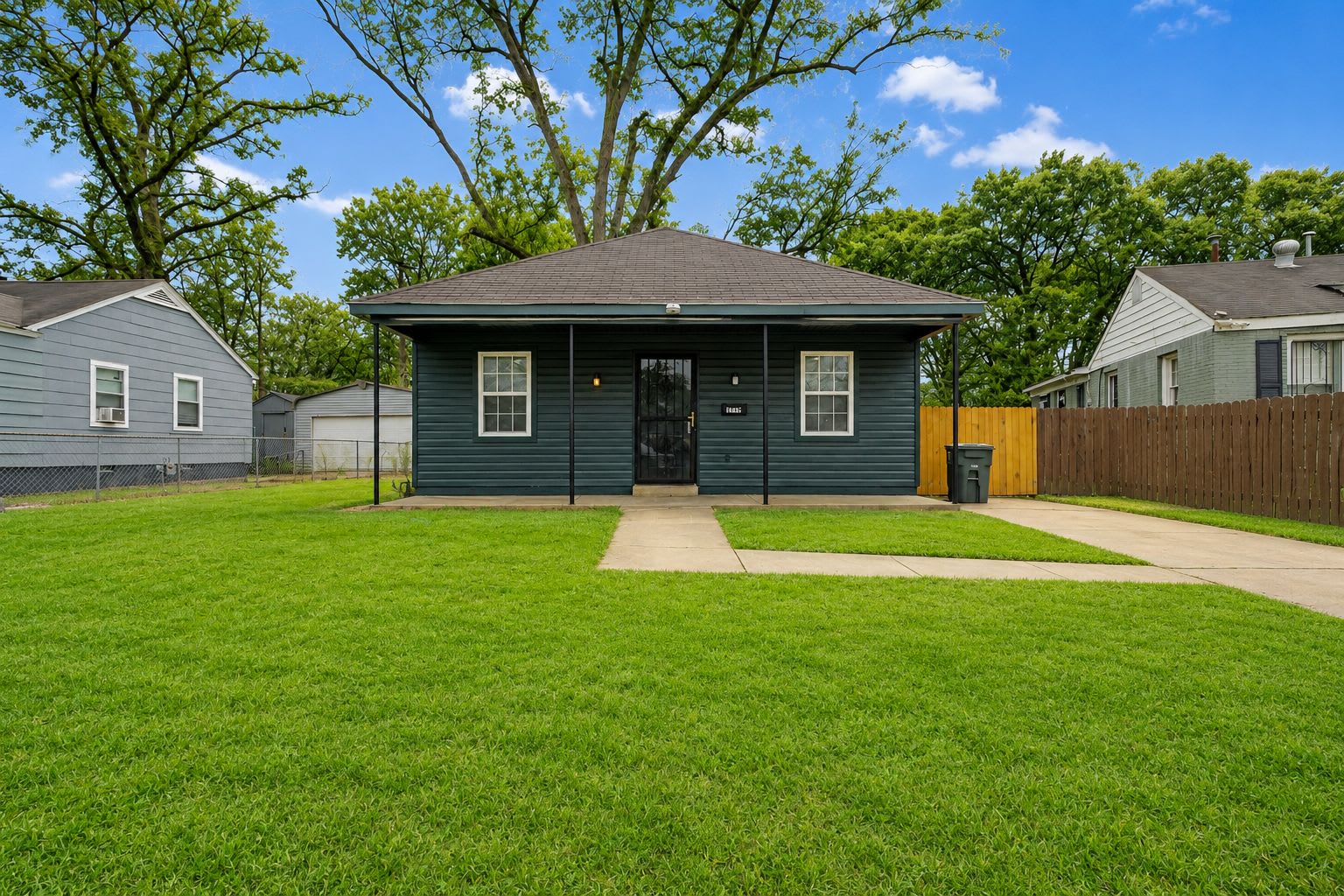 3135 Mimosa Avenue – photo 1