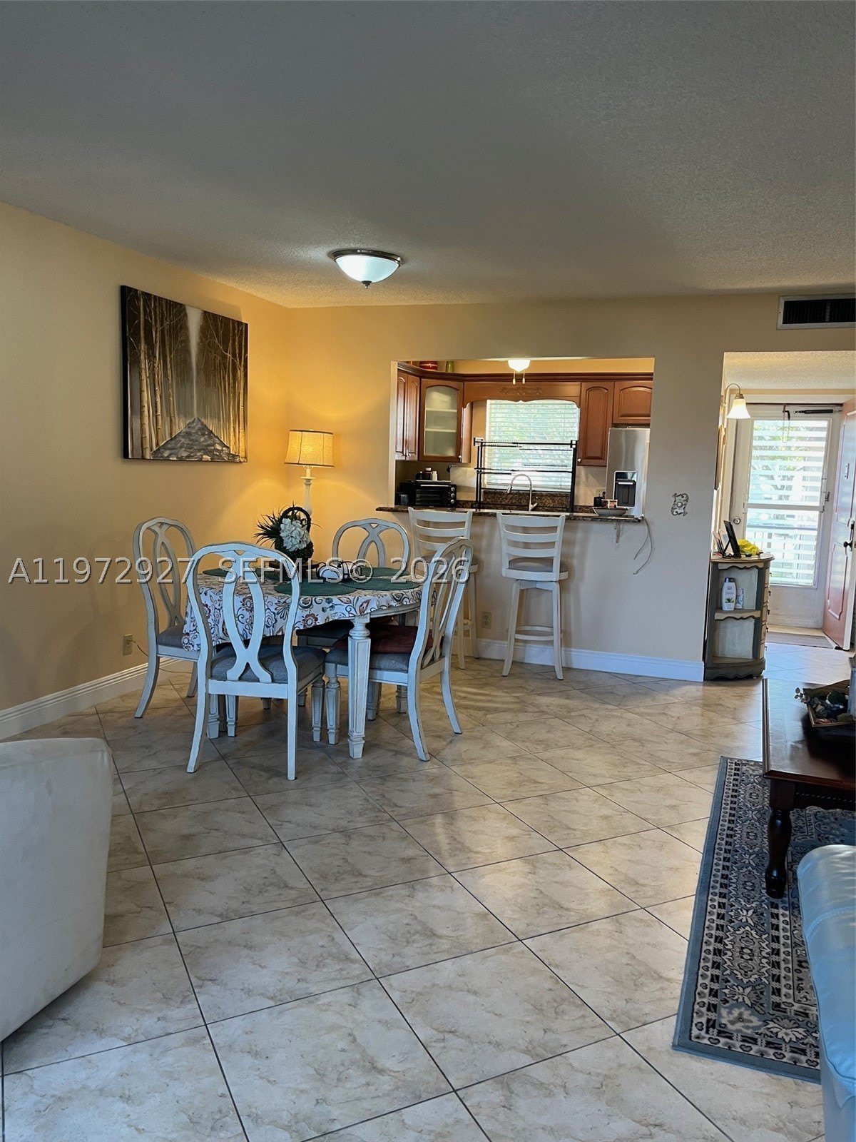 752 Lori Dr – photo 1 of 86