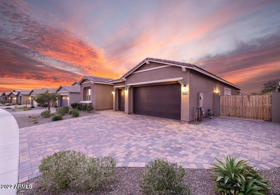 26282 N 106TH Drive – photo 1