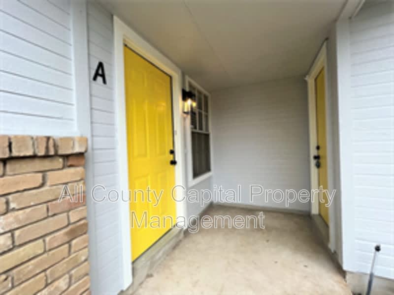 12214 Thompkins Unit A – photo 1
