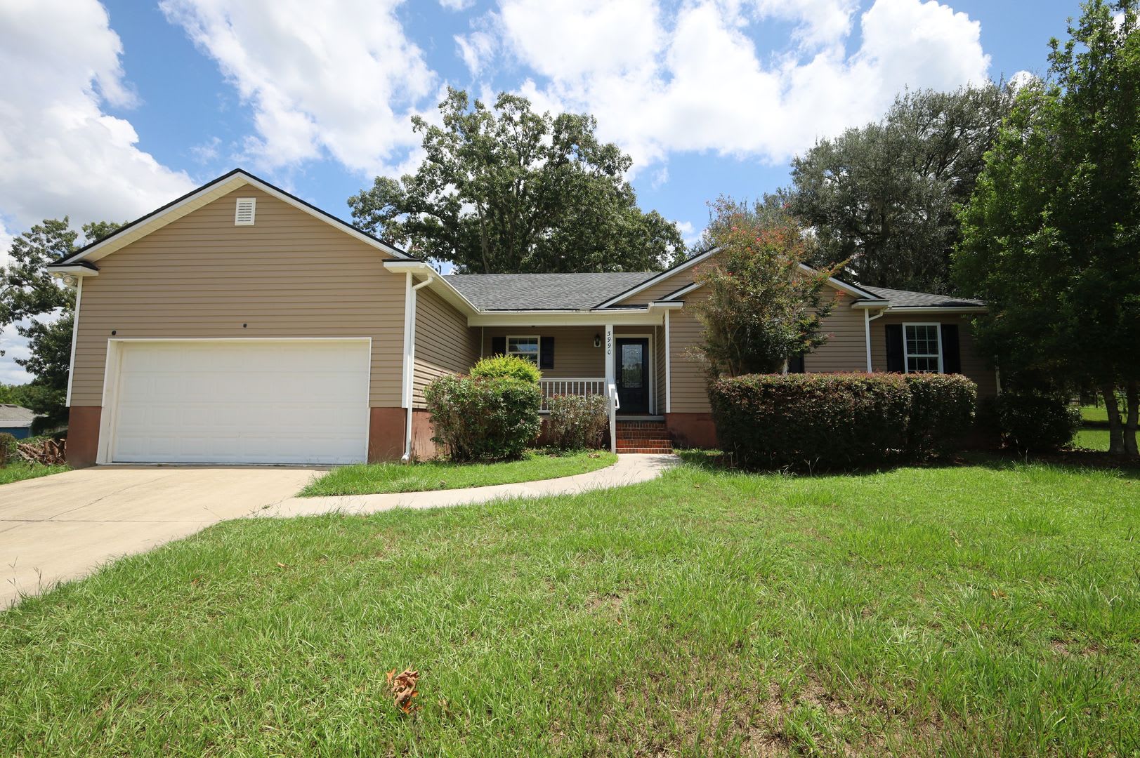 3990 Rock Hollow – photo 1