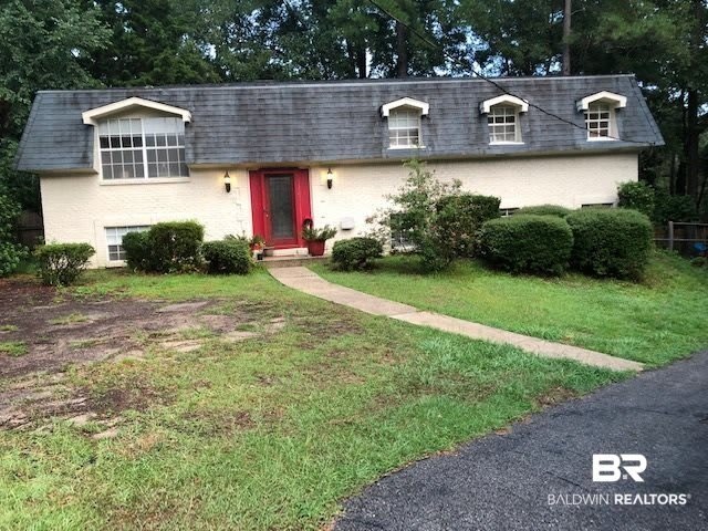 114 Pineview Circle