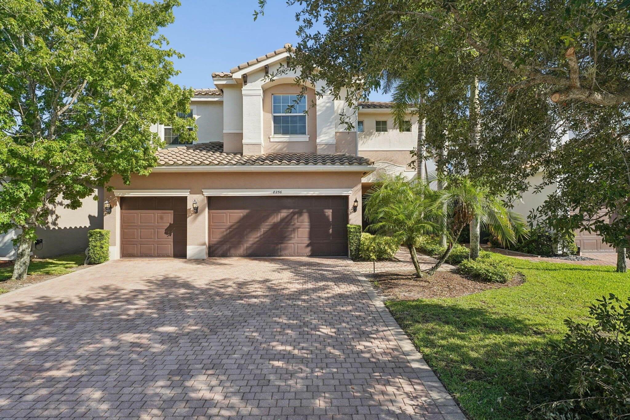 8256 Savara Streams Lane – photo 1 of 59