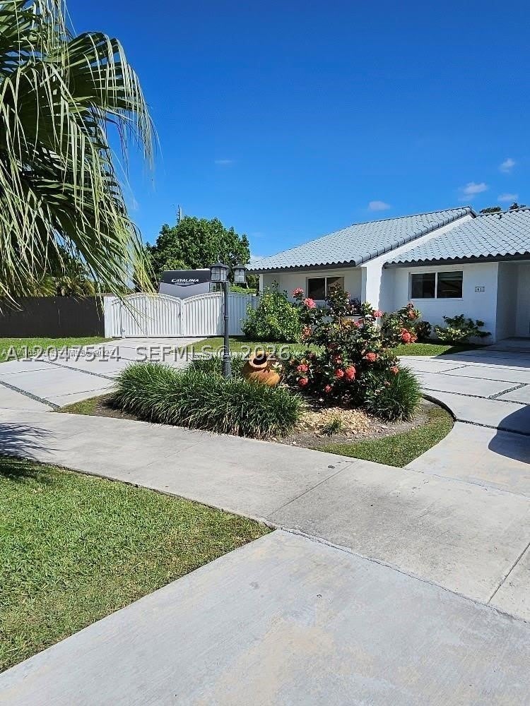 61 Nw 132Nd Pl – photo 1