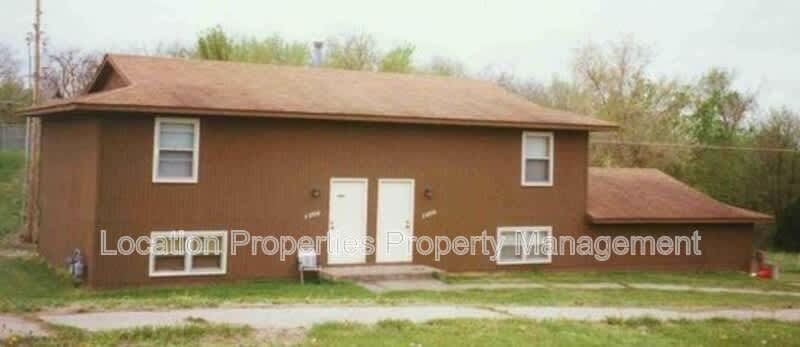 1304 Randall Road 1 – photo 1 of 142