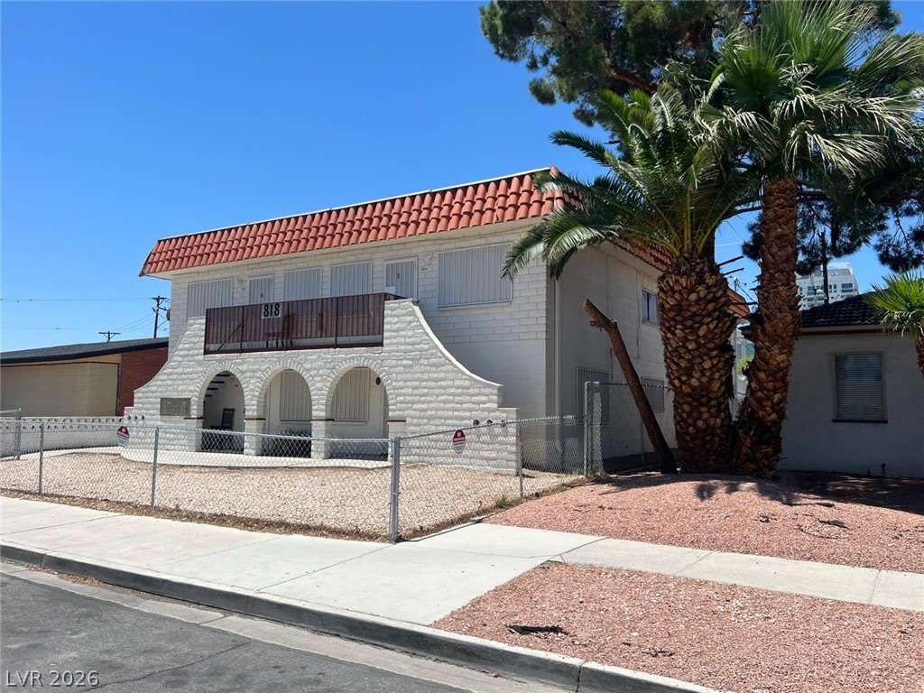 818 S 7Th Street – photo 1