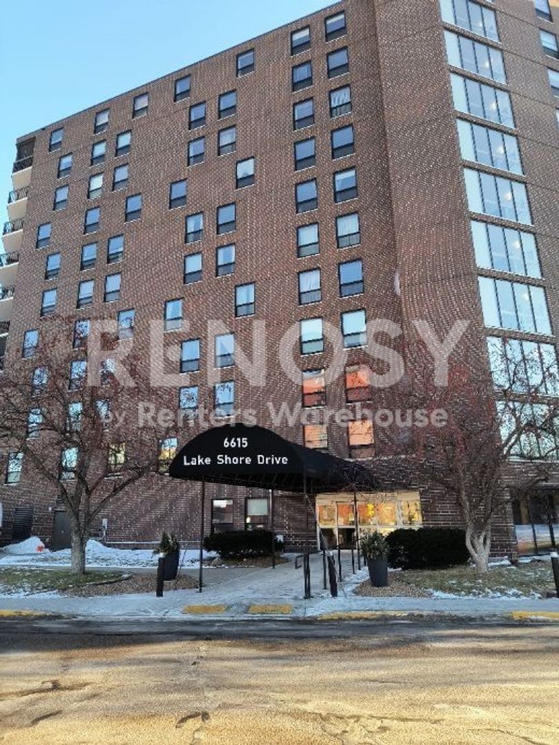 Available Now Spacious 1 bedroom 1 bath lower level Condo in Richfield -- 55+ – photo 1 of 45
