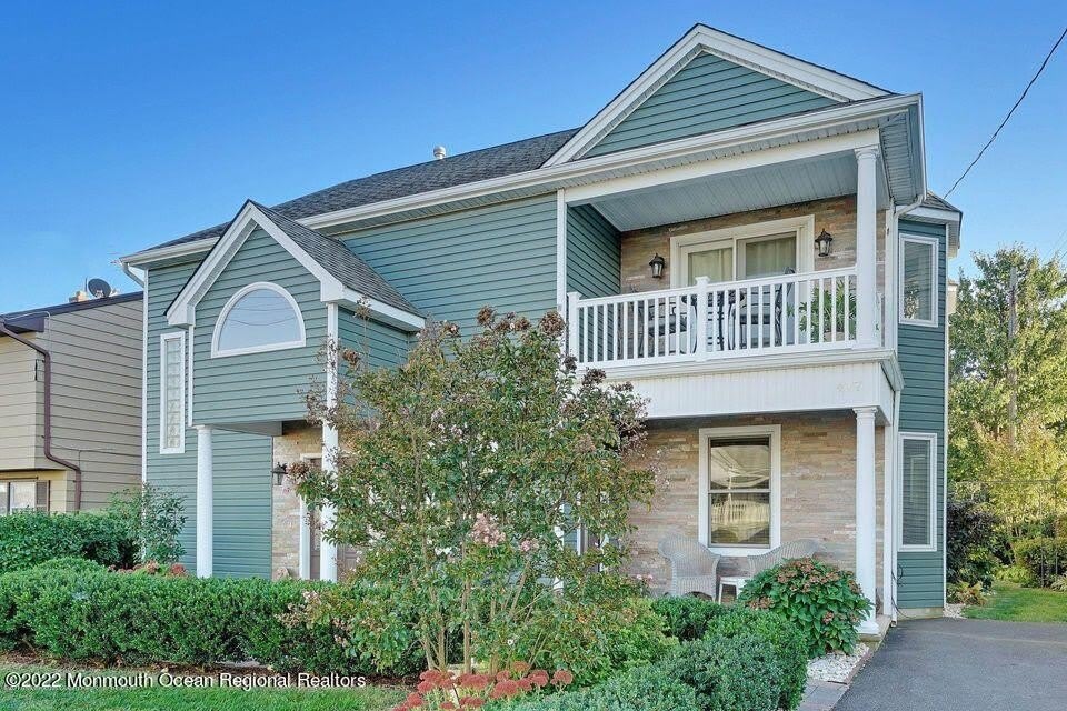 417 15th Avenue – photo 1