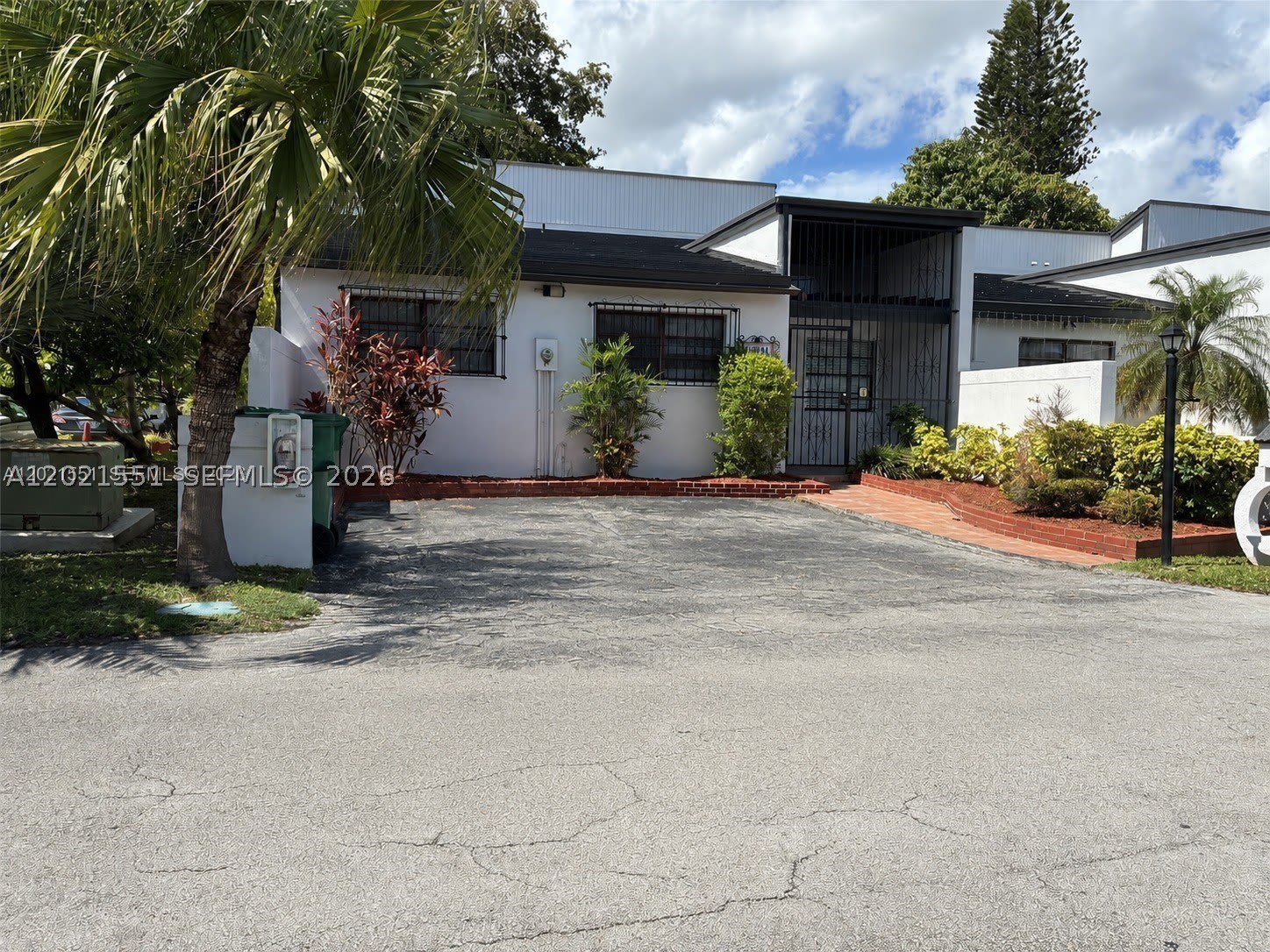 10881 SW 24th Ter – photo 1 of 18