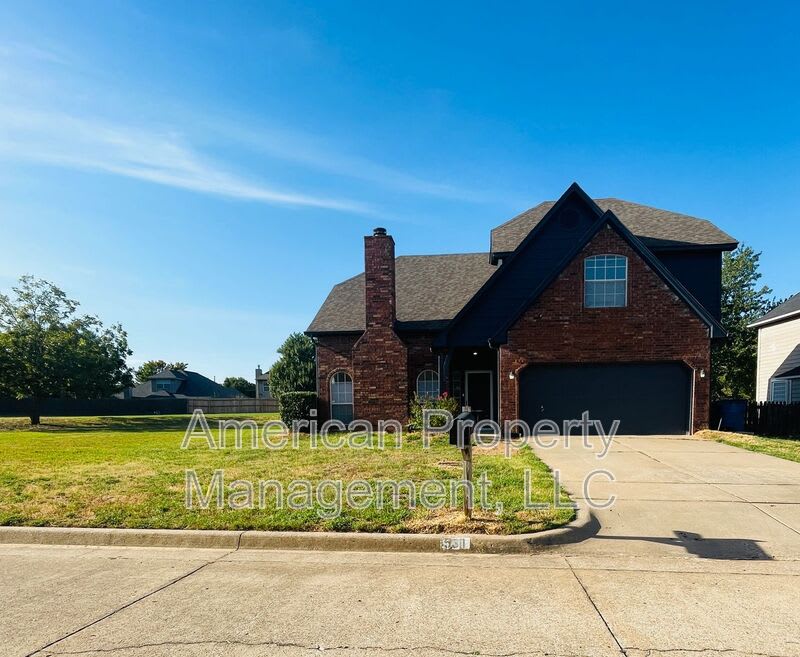 5311 E 95th St – photo 1