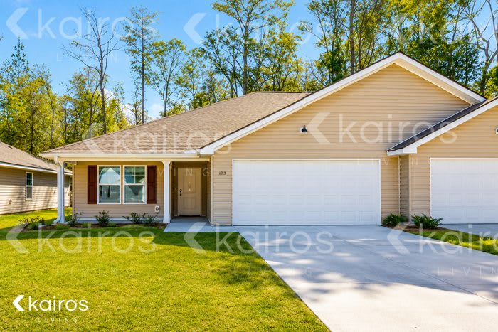173 Cottage Grove Road – photo 1 of 245