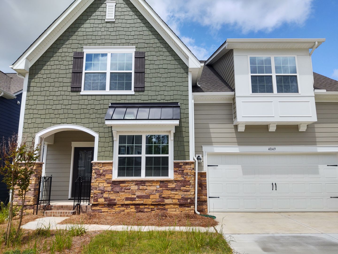 Beautiful Move In Ready Corner Lot Home Located In The Popular Millbridge Subdivision In Waxhaw – photo 1 of 25
