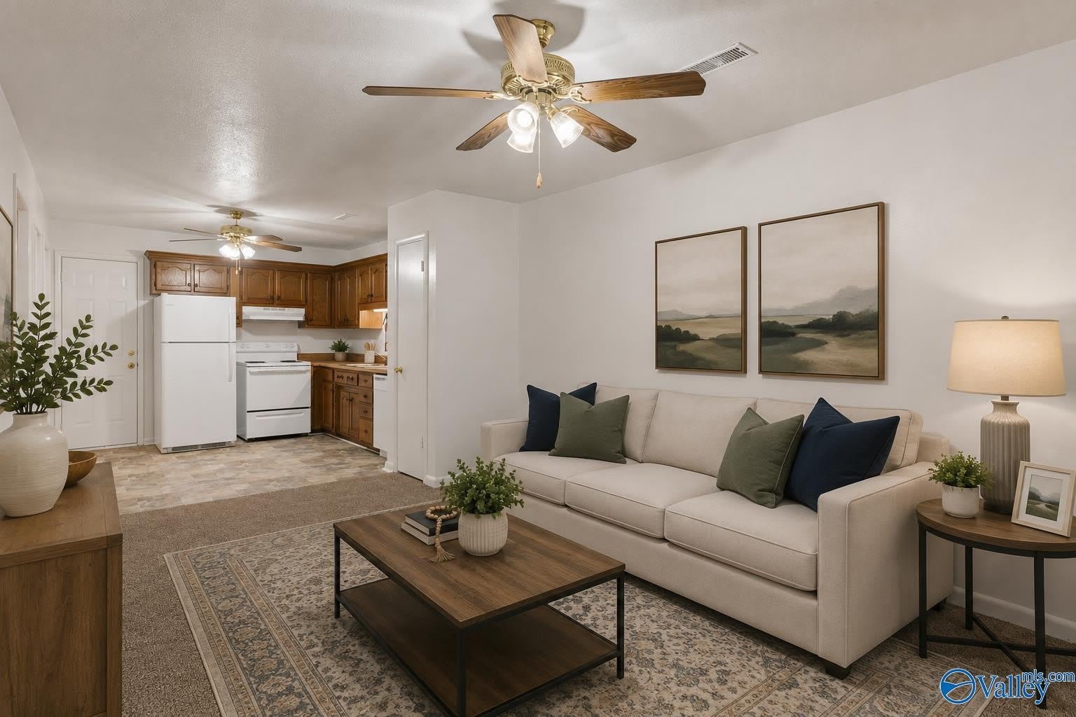 226 Cedar Lake Road SW – photo 1