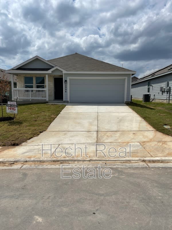 2906 Green Finch – photo 1 of 286