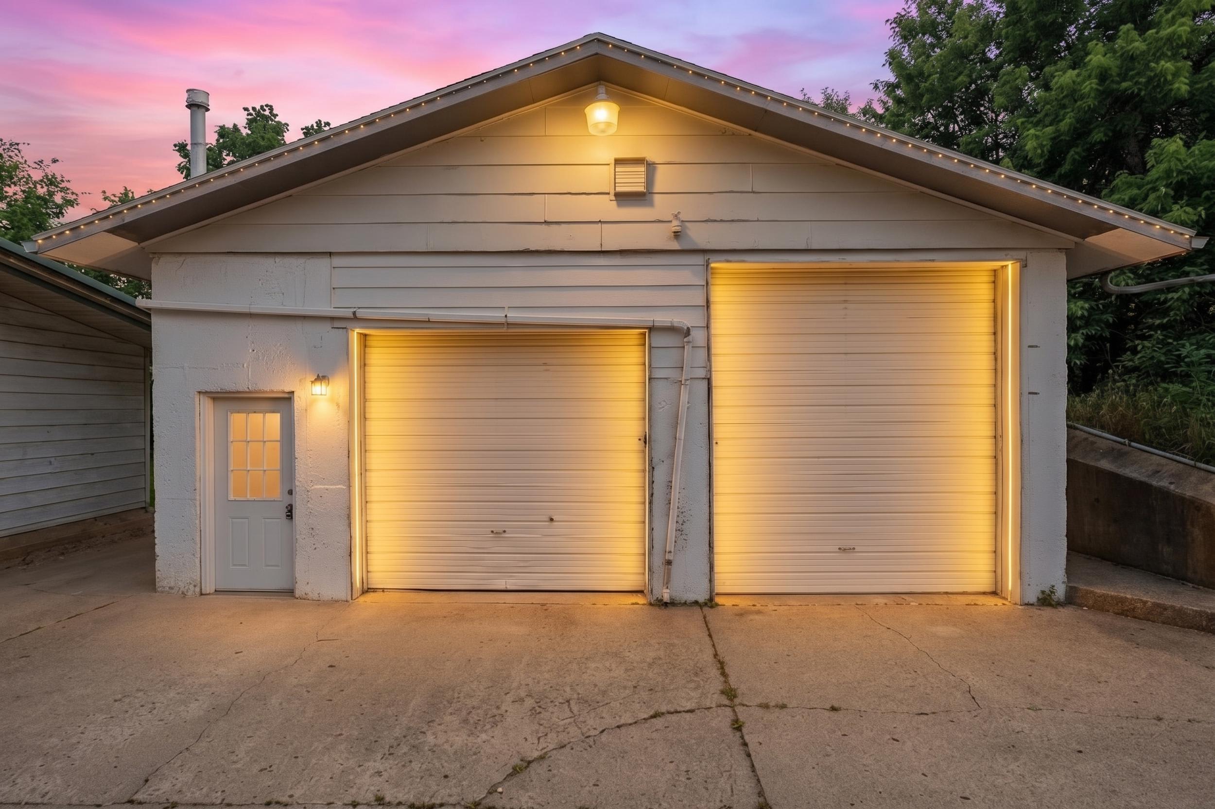 1091 E 225 S 1 – photo 1 of 174