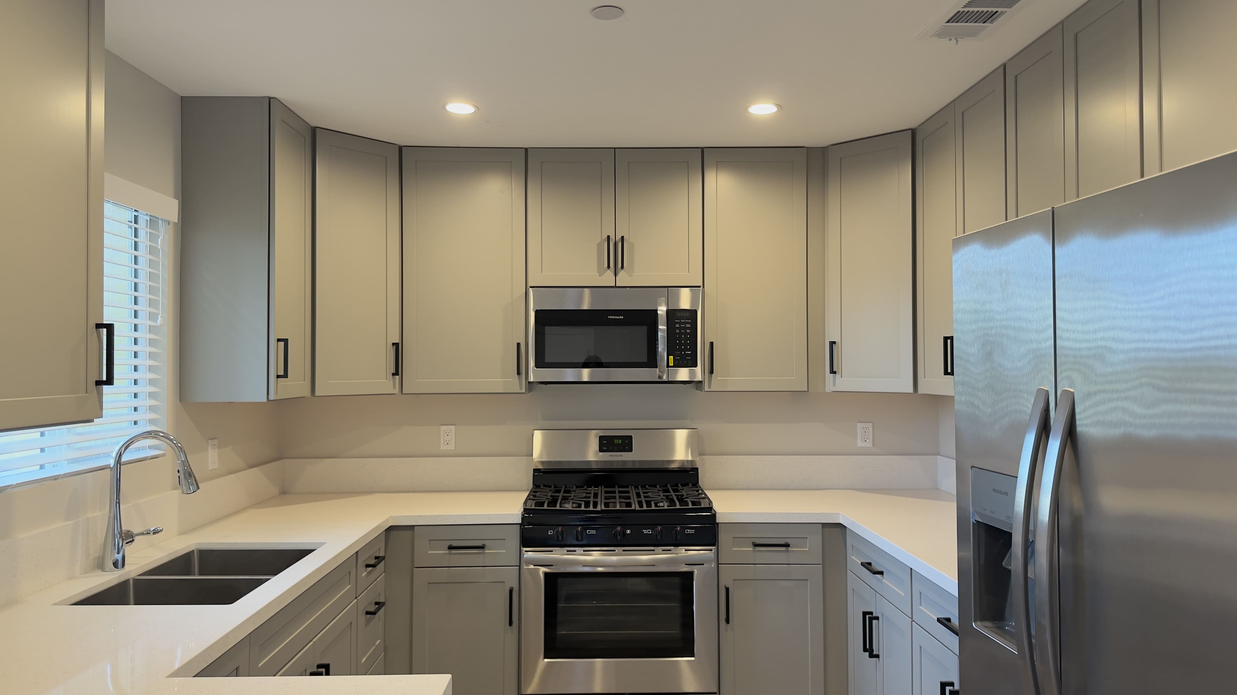 4965 Imperial Ave – photo 1