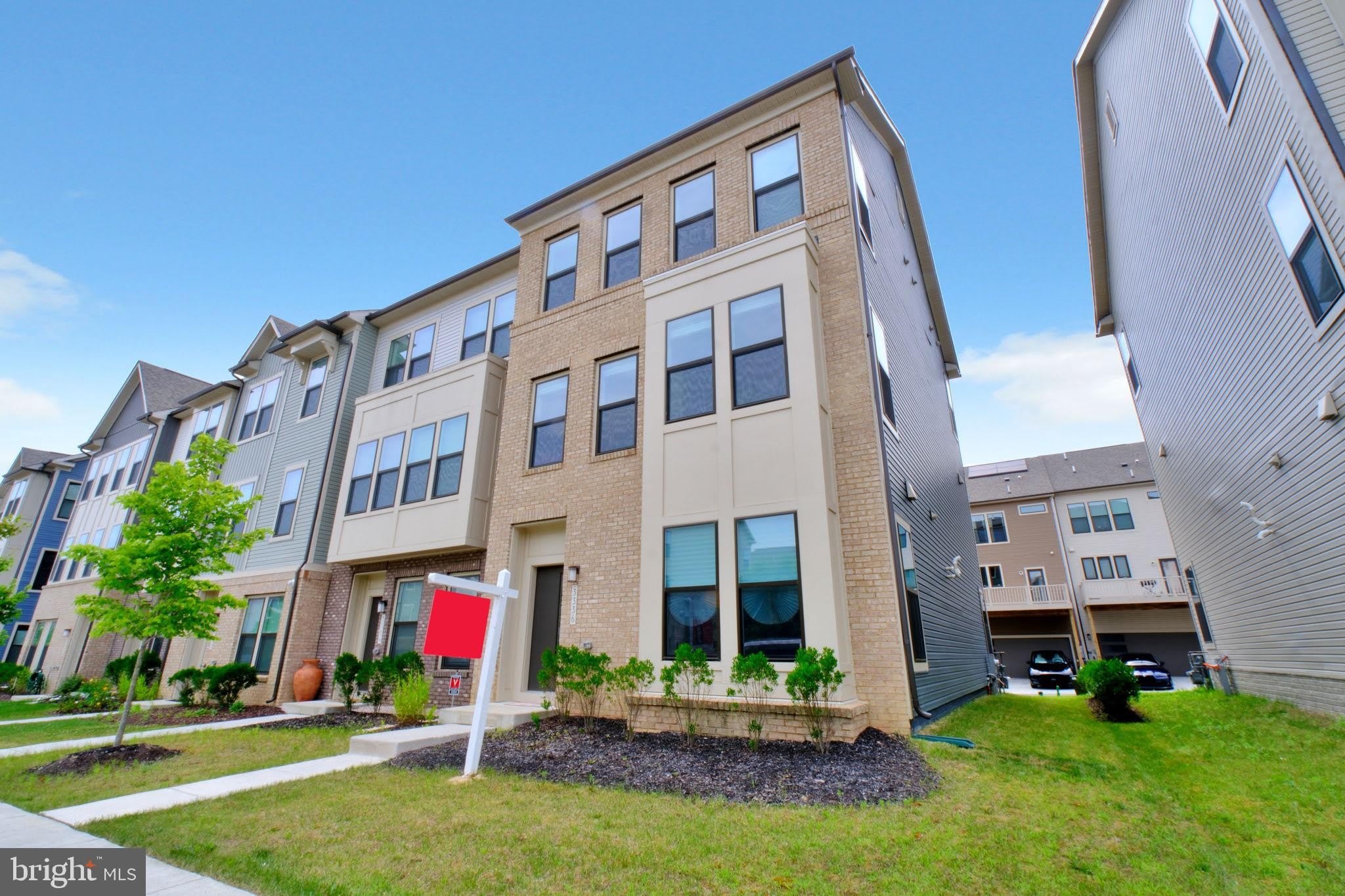 3336 CORMORANT Drive – photo 1 of 15