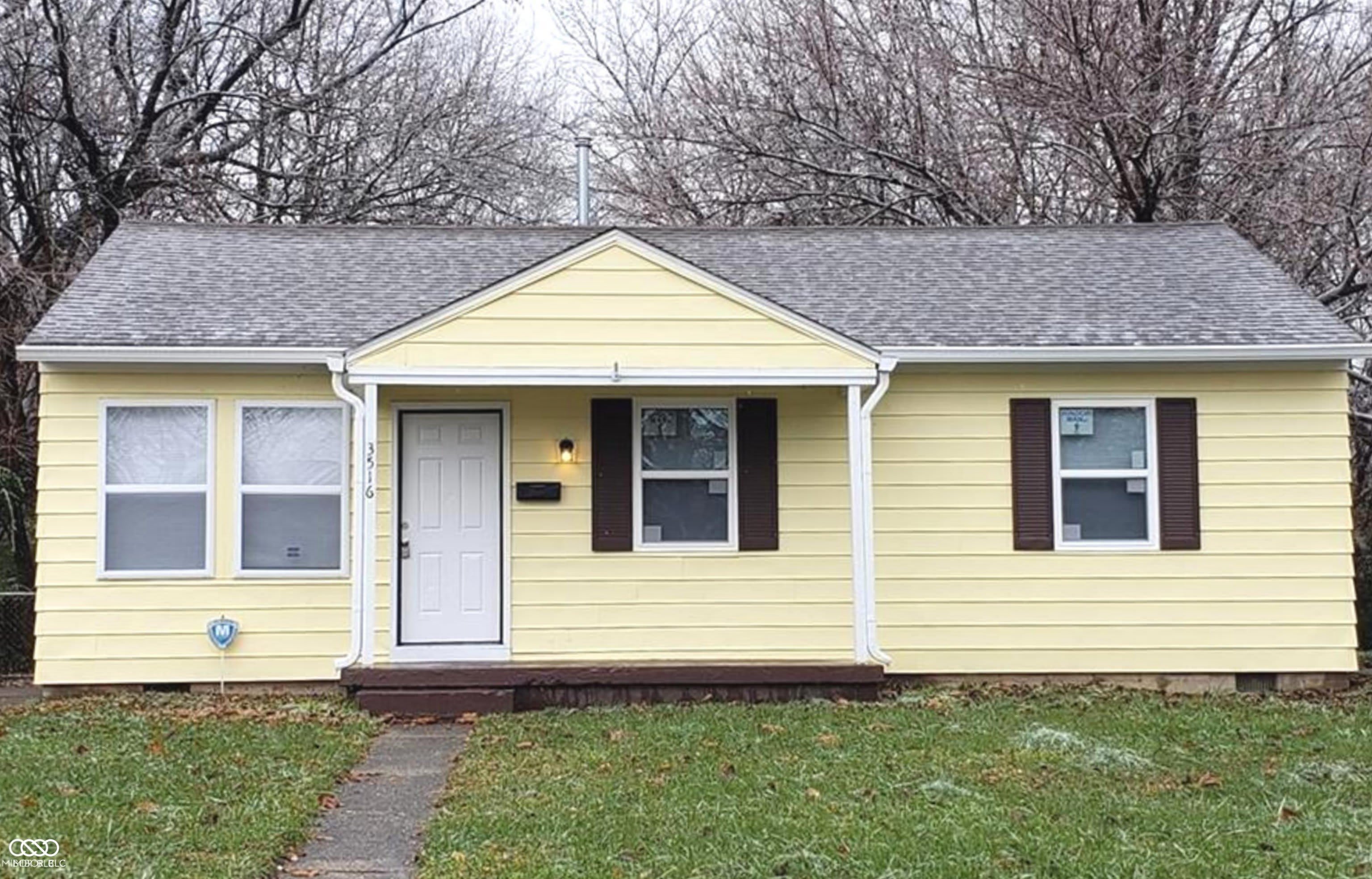 3516 N Hawthorne Lane – photo 1