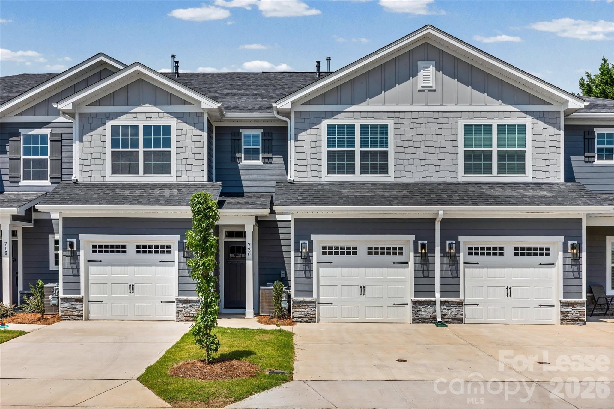 720 Pinecone Drive – photo 1