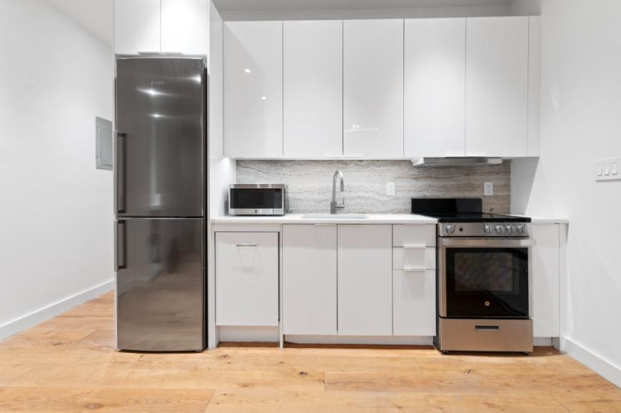 503 West 22nd Street – photo 1