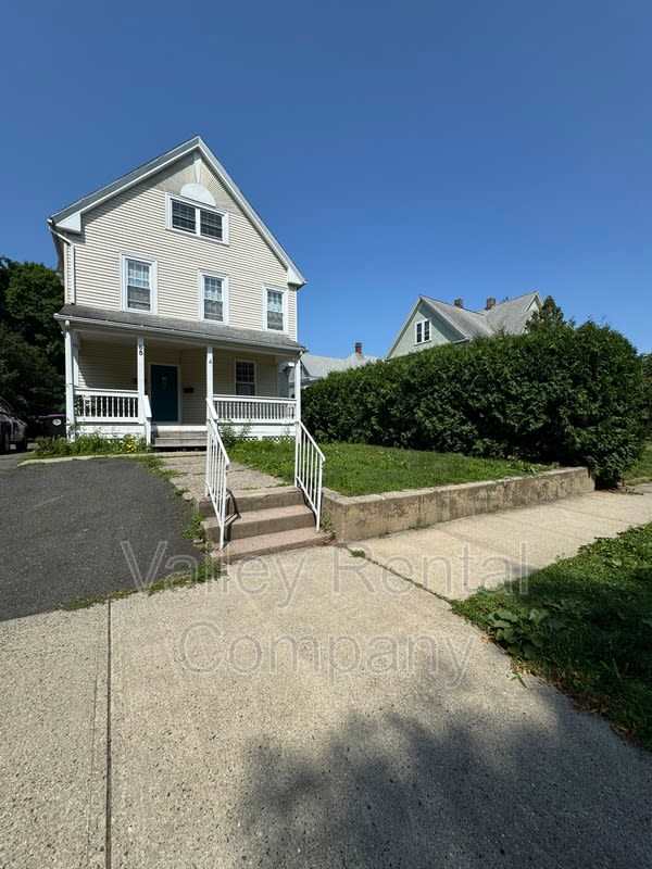 65 Pearl Street – photo 1 of 9