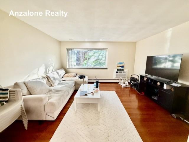 260 Mount Auburn – photo 1 of 10