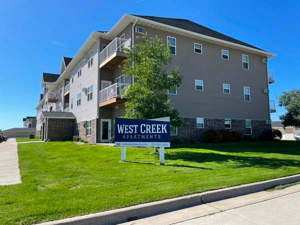 West Creek Crossing Apartments – photo 1