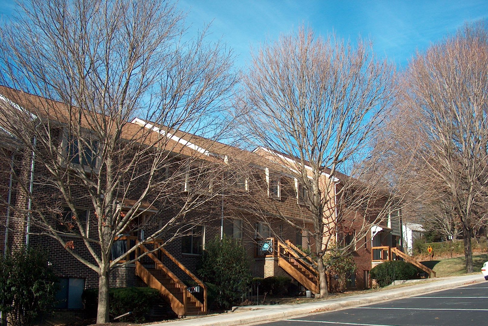 3 Bedroom 2 Bath Townhouse – photo 1