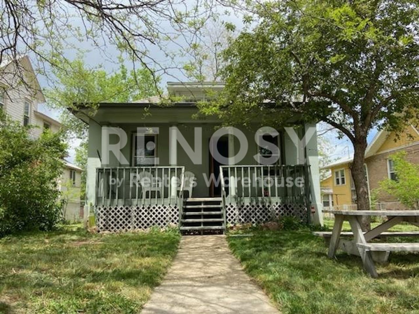 Perfect house for Students 3 Bed 2 Bath walking distance to campus – photo 1