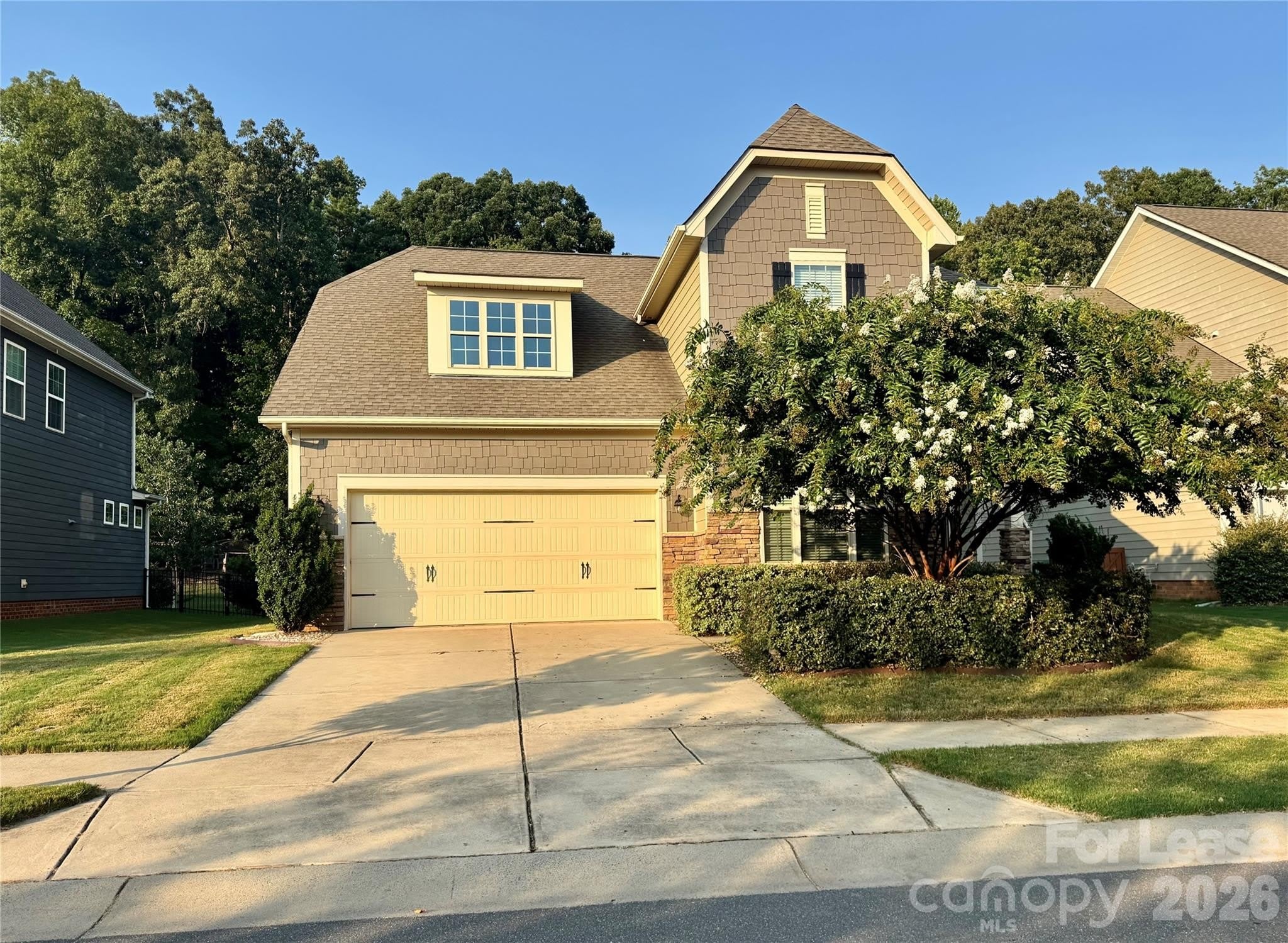 4019 Oakmere Road – photo 1 of 34