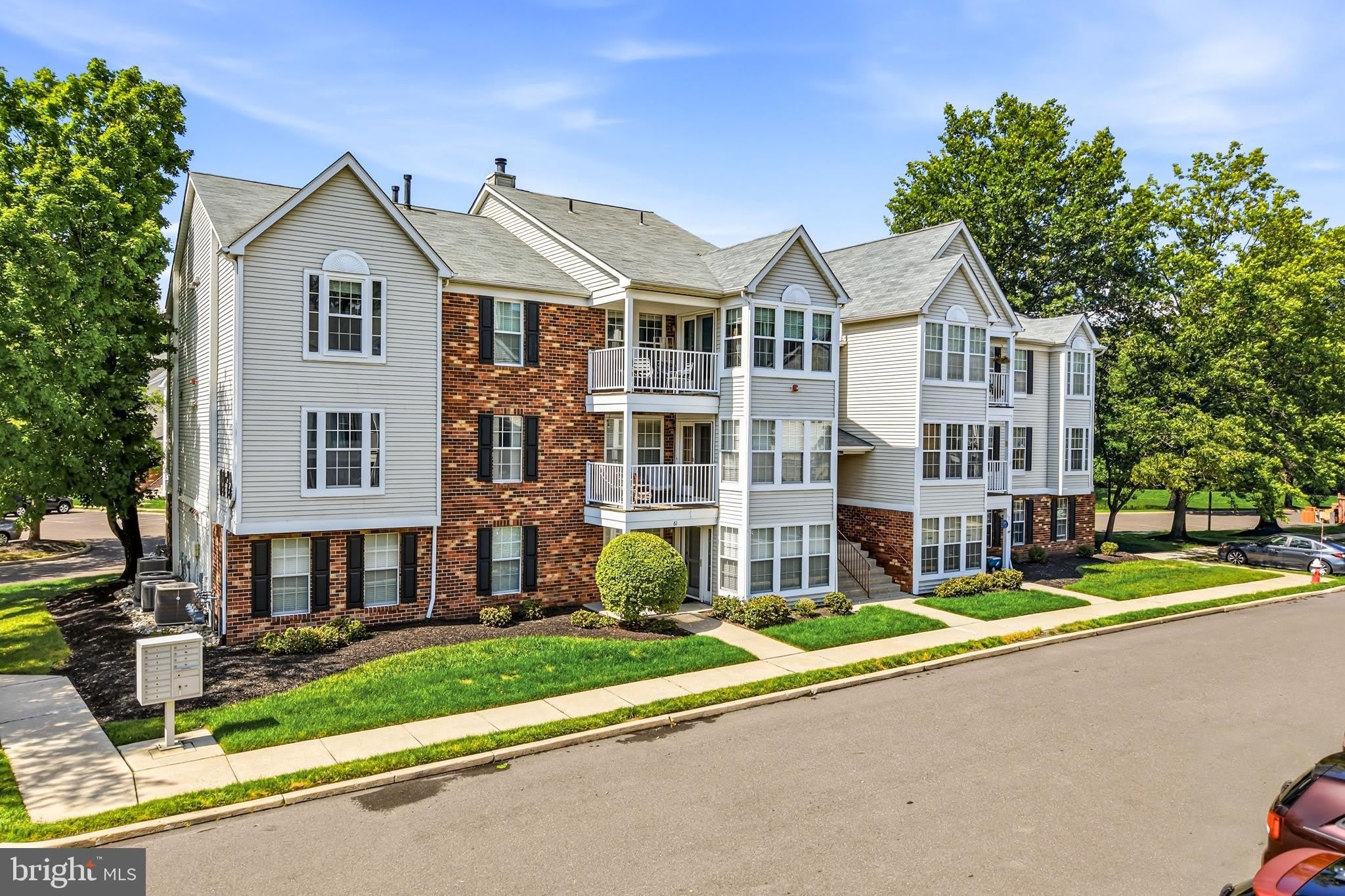 72 ELDON Way – photo 1