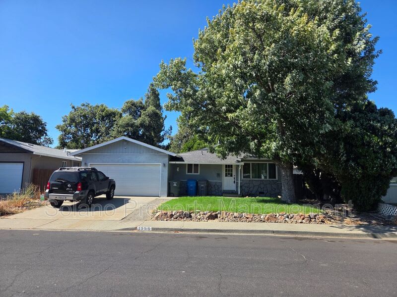 1955 Southwood Drive – photo 1