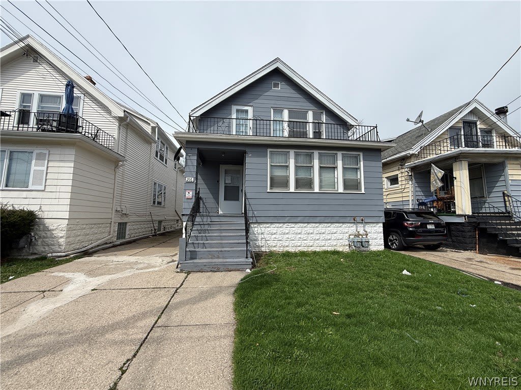 216 Newburgh Avenue – photo 1 of 12