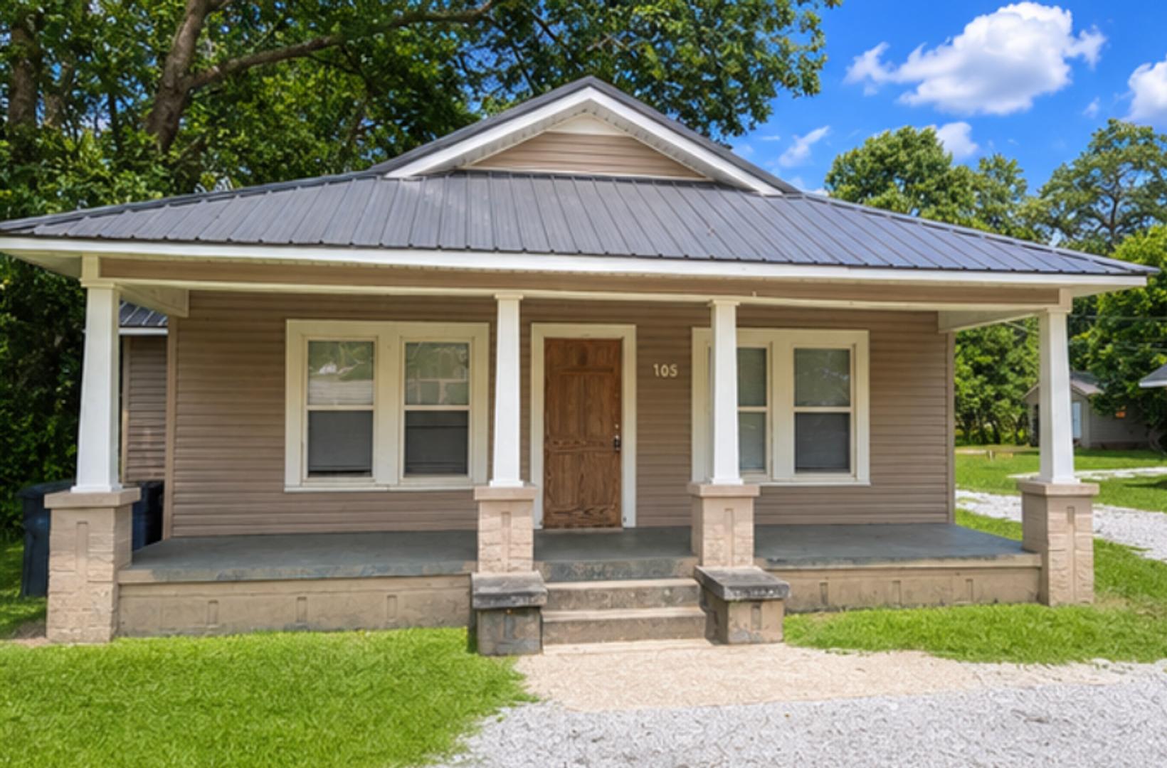 500 Off First Months Rent – photo 1