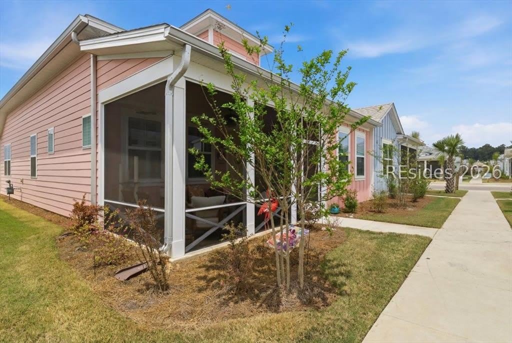 247 Tropics Avenue – photo 1